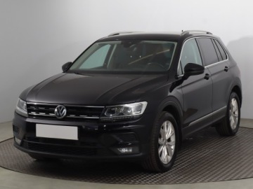 Volkswagen Tiguan II SUV 2.0 TDI 150KM 2018 VW Tiguan 2.0 TDI, 4X4, DSG, Klima, Klimatronic, zdjęcie 1
