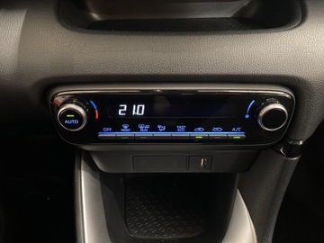 Toyota Yaris IV Hatchback 1.5 Hybrid Dynamic Force 116KM 2023 Toyota Yaris Hybrid 1.5 Comfort IV (2020-) Toyota, zdjęcie 17