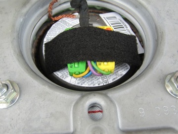 ПОДУШКА БЕЗОПАСНОСТИ ВОДИТЕЛЯ MERCEDES W212 A2128600102