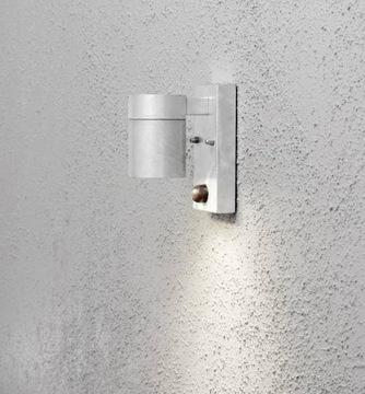 Zewnętrzna lampa naścienna Konstsmide Modena