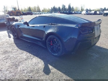 Chevrolet Corvette C7 2018 Chevrolet Corvette Z06 2018 6.2l 6.2 Benzyna 650KM, zdjęcie 3