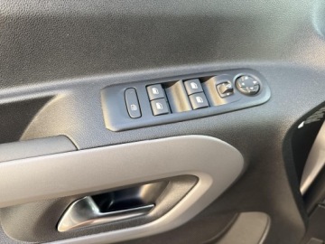 Toyota Proace II 2024 Toyota PROACE CITY VERSO 1.5 D-4D Family 1.5 D-4D, zdjęcie 16