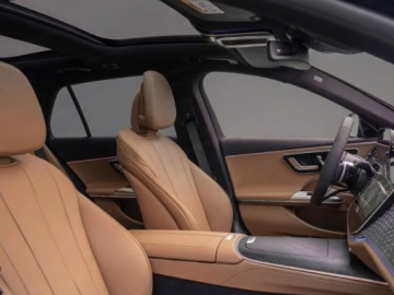 Mercedes Klasa E W214 All-Terrain 2.0 220d 197KM 2025 E Klasa 220 d 4-Matic AMG Estate 2.0 (197KM) 2025, zdjęcie 4