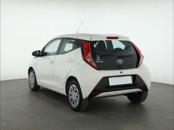 Toyota Aygo II Hatchback 3d Facelifting 1.0 VVT-i 72KM 2021 Toyota Aygo 1.0 VVT-i, Salon Polska, VAT 23%, zdjęcie 3