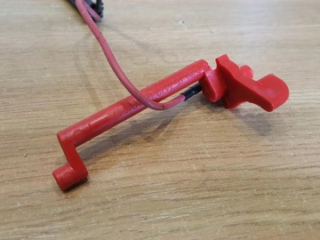 PARTNER 390 РЫЧАГ КАБЕЛЬНАЯ КНОПКА