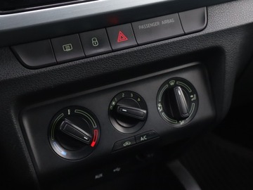 Skoda Fabia III Kombi 1.2 TSI 90KM 2015 Skoda Fabia 1.2 TSI, Salon Polska, 1. Właściciel, zdjęcie 13