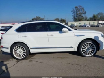 Bentley Bentayga 2021 Bentley Bentayga V8 2021 4.0l 4.0 Benzyna 542KM, zdjęcie 6