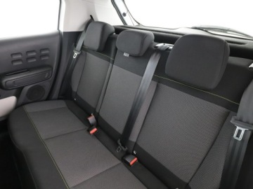 Citroen C3 III Hatchback 1.2 PureTech 82KM 2019 Citroen C3 klima el szyby radio manual niski, zdjęcie 16