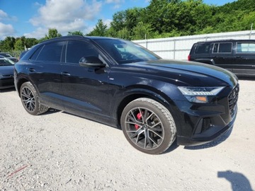 Audi Q8 2021 Audi Q8 Premium Plus S-Line 2021 3.0l 3.0 Benzyna 335KM, zdjęcie 4