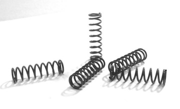 ПРУЖИНА НАЖИМАЮЩАЯ d=0,6 * Dz=5,0 * L=18 - 5 шт.