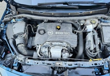 Opel Astra K Hatchback 5d 1.0 Turbo 105KM 2016 Opel Astra Opel Astra Benzyna 105KM, zdjęcie 14