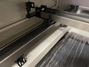 Ploter laserowy CO2 grawerka 1610 - 130W Reci