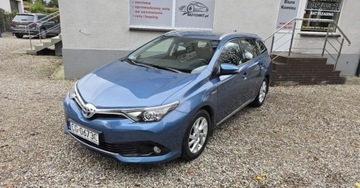 Toyota Auris II Touring Sports Facelifting 1.8 Hybrid 136KM 2017 Toyota Auris 1,8 benzyna Hybryda 136 KM automat Salon Polska II wlasciciel, zdjęcie 1