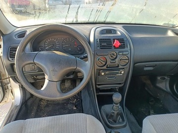 Mitsubishi Carisma 1996 Mitsubishi Carisma 1.6 96r, zdjęcie 6