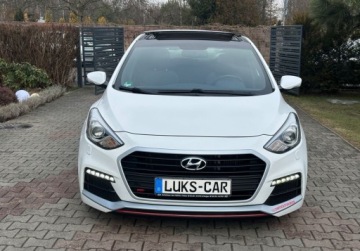 Hyundai i30 II Hatchback 5d Facelifting 1.6 GDI 186KM 2016 Hyundai i30 1,6Turbo 186KM Climatronic Kamera Led Navi Bezwypadkowy SERWIS, zdjęcie 7