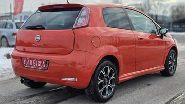 Fiat Punto Punto 2012 Hatchback 3d 1.4 8v 77KM 2014 Fiat Punto 1,4 78 KM.wersja sporting. czarny sufit, zdjęcie 5