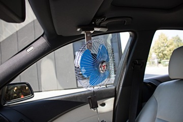 ВРАЩАЮЩИЙСЯ АВТОМОБИЛЬНЫЙ ВЕНТИЛЯТОР 24В