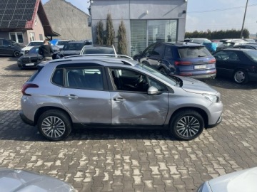 Peugeot 2008 I SUV Facelifting 1.6 BlueHDi 99KM 2018 Peugeot 2008 Klimatronik Czujniki park., zdjęcie 3