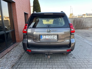 Toyota Land Cruiser VII Terenowy 5d 2.8 D-4D 204KM 2022 Toyota Land Cruiser 2.8 diesel 204 KM automat salon Polska I wlascicie, zdjęcie 5