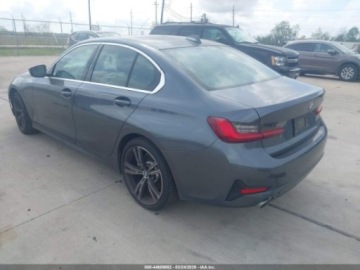 BMW Seria 3 G20-G21 2022 BMW Seria 3 330I, 2022r., 2.0L 2.0 Benzyna 255KM, zdjęcie 2