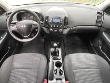 Hyundai i30 I CW 1.4 DIHC CVVT 109KM 2009 Hyundai i30 1,4 16V 109 Koni Sprowadzony - oplacony Swietny stan 1.4, zdjęcie 17