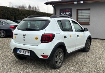 Dacia Sandero II Hatchback 5d Facelifting 1.0 SCe 73KM 2020 Dacia Sandero Niski Przebieg Benzyna 73KM, zdjęcie 3