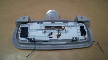 FORD FIESTA MK6 04R LAMPA OSVĚTLENÍ KABINY