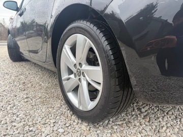 Opel Astra J GTC 1.4 Turbo ECOTEC 120KM 2013 OPEL ASTRA J 2013,120-Koni 6-Biegow Serwis Bezwypadkowy Alu Czujniki, zdjęcie 12