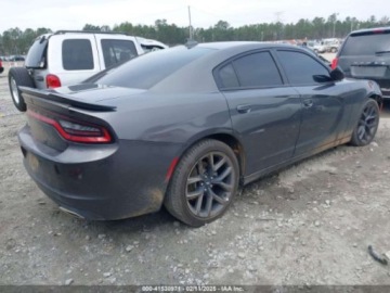 Dodge Charger VII 2023 Dodge Charger sxt, 2023r., 3.6L 3.6 Benzyna 292KM, zdjęcie 2