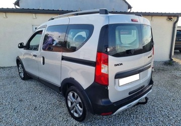 Dacia Dokker Mikrovan TCe 115KM 2015 Dacia Dokker STEPWAY Sliczna 1.2 Benzyna BOGATA WERSJA Oryginal ZADBANA Se, zdjęcie 3