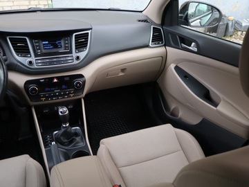 Hyundai Tucson III SUV 1.6 GDI 132KM 2016 Hyundai Tucson 1.6 GDI, Salon Polska, Serwis ASO, zdjęcie 7