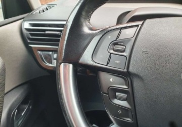 Citroen C4 Picasso II Picasso 2.0 BlueHDi 150KM 2015 Citroen C4 Picasso Kamera Hands Free GetHelp 2.0 Diesel 150KM, zdjęcie 18