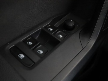 Seat Arona Crossover 1.5 TSI 150KM 2019 Seat Arona FR Klimatyzacja Podgrzewane fotele, zdjęcie 33