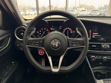 Alfa Romeo Giulia II Sedan Facelifting 2.0 Turbo 280KM 2020 Alfa Romeo Giulia Q4 Veloce / Kamera cofania / And, zdjęcie 13