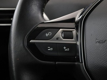 Peugeot 3008 II Crossover 1.5 BlueHDI 130KM 2019 Peugeot 3008 Niski przebieg Virtual Navi Czujniki, zdjęcie 31