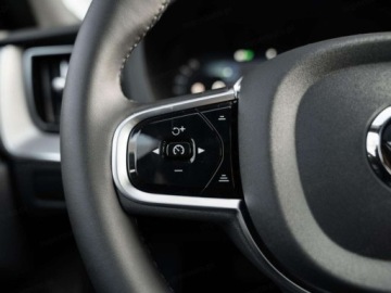 Volvo XC60 II 2026 VOLVO XC60 B5 B AWD Ultra Black Edition Suv 2.0 (264KM) 2026, zdjęcie 9