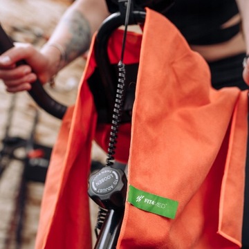 БЫСТРОСУХОЕ СПОРТИВНОЕ ПОЛОТЕНЦЕ ДЛЯ ТРЕНАЖЕРА ДЛЯ БЕГОВОЙ СКАМЬИ 30X100