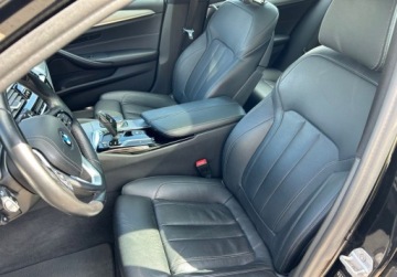BMW Seria 5 G30-G31 Touring 520d 190KM 2018 BMW Seria 5 520d High Executive full led, panorama 2.0 Diesel 190KM, zdjęcie 9