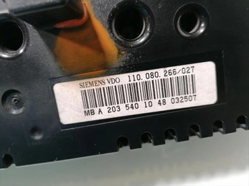 MERCEDES-BENZ C-CLASS PŘÍSTROJOVÁ DESKA / TACHOMETR C 220 CDI DIESEL 2005