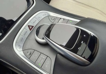 Mercedes Klasa S W222 Limuzyna wersja długa AMG S 63 AMG 585KM 2017 Mercedes-Benz Klasa S 4x4 S63 AMG 5.5 Benz 585 KM 2017r Bezwypadkowy Wa, zdjęcie 13