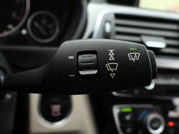 BMW Seria 3 F30-F31-F34 Limuzyna Facelifting 2.0 318d 150KM 2015 BMW 3 318 d, Salon Polska, Automat, Skóra, Navi, zdjęcie 21