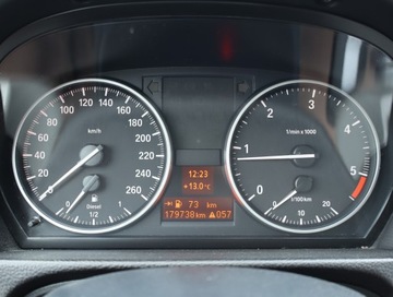 BMW Seria 3 E90-91-92-93 Touring E91 2.0 316d 115KM 2011 BMW 3 316 d, Klima, Parktronic,ALU, zdjęcie 10