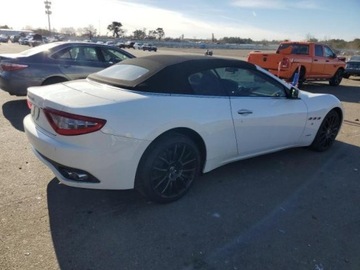 Maserati GranTurismo 2015 Maserati GranTurismo 2015, 4.7L, S, od ubezpieczalni 4.7 Benzyna 444KM, zdjęcie 2