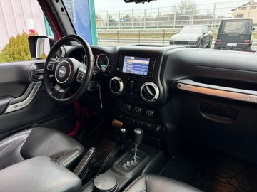 Jeep Wrangler III Unlimited Facelifting 3.6 V6 286KM 2015 Jeep Wrangler SAHARA UNLIMITED. Polska. Bezwypadek, zdjęcie 19