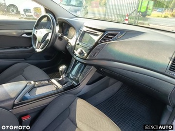 Hyundai i40 Kombi Facelifting 1.7 CRDi 141KM 2016 Hyundai i40 Hyundai i40 1.7 CRDi BlueDrive Premium 1.7 Diesel 141KM, zdjęcie 13