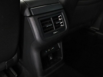 Seat Ateca SUV 1.5 EcoTSI 150KM 2018 Seat Ateca DSG full LED virtual cocpit navi klima, zdjęcie 36