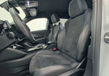 Peugeot 2008 II SUV Facelifting 1.2 PureTech 130KM 2024 Peugeot 2008 PureTech 130 GT SS EAT8 SalonPL FVat Od Reki Bogata Wersja, zdjęcie 8