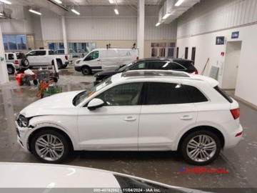 Audi Q5 II 2018 Audi Q5 2018 r.,2,0L 2.0T TECH PREMIUM 2.0 Benzyna 248KM, zdjęcie 14