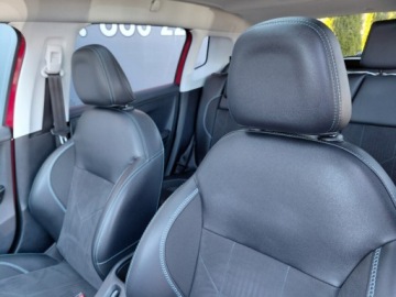 Peugeot 2008 I SUV Facelifting 1.6 BlueHDi 99KM 2017 Peugeot 2008 Navi Kamera Panorama Klimatronik Alu 1.6 Diesel 100KM, zdjęcie 13