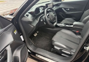 Peugeot 2008 II SUV 1.2 PureTech 130KM 2023 Peugeot 2008 1.2T130PS AUTOMAT GT Full led 1.2 Benzyna 130KM, zdjęcie 10